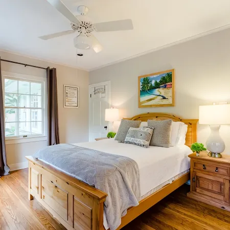 Lake Austin Retreat - 3 miles from downtown