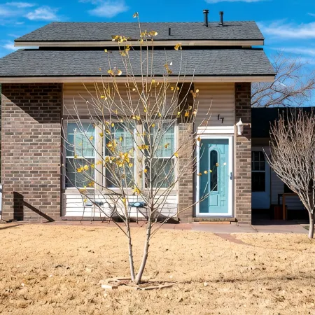 A sweet stay on Cherrywood Square