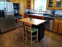 ‘Whispering Oaks’ Cottage with Lake Access, Outdoor Fire Pit and More! - Boutique