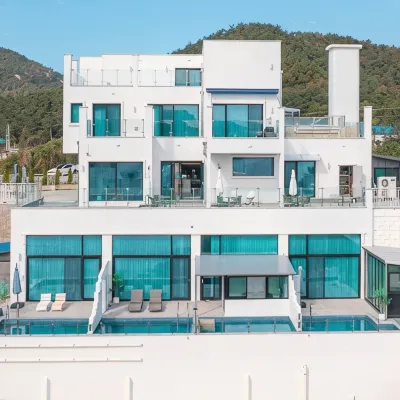 Yeosu Blau Pension Hotels near The Ocean Golf Course