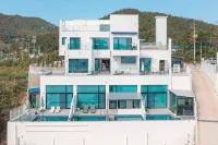Yeosu Blau Pension - Private Pool