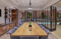 Canopy by Hilton  Portland - Pearl District - 4-Star