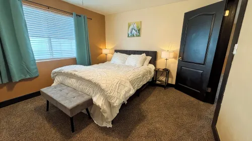Spacious Open Living Space in This Beautiful Mother-in-Law Basement Apartment - Wi-Fi