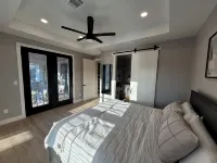 Horizon Hilltop Lakehouse - Homestays