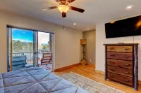 "Pagosa's - Hill Top House" Hot Tub/Pool Table/Decks/Fire Pit/ Pet Friendly - 4 estrellas