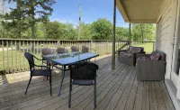 Experience Nature Near White River - Stay in Our Cozy 3-Bedroom Cabin - Chalets