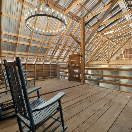 Cozy Barn Apartment