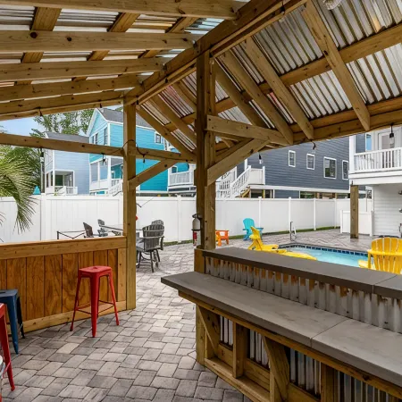 NEW 5 bedroom 5.5 bathroom Garden City Beach House - 10 mins from Myrtle Beach