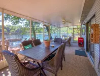 As close to the water as you can get! Updated and relaxing! - 4-Star