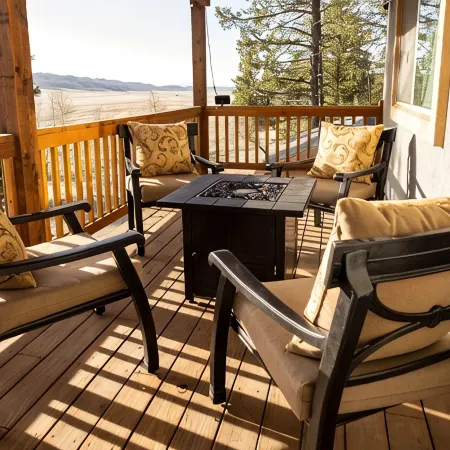 Fully Stocked Family Friendly Cabin Near Breckenridge