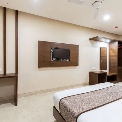 โรงแรม บีเคซี สวีท โรงแรมใกล้สถานีขนส่งโลกามันยา ติลัก