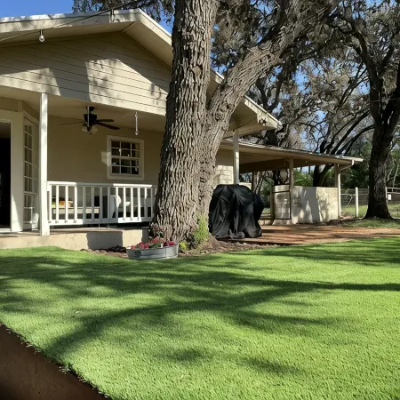 House w/1 acre, Spa & Outdoor Living