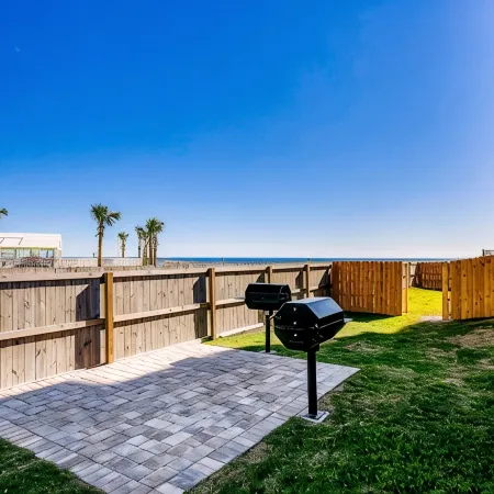 OCEANFRONT PRIVATE BALCONY RIGHT ON THE BEACH
