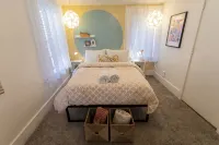 Modern & Private-Outdoor Theatre, A/C, King Bed - 4-Star