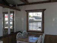 Houseboat in Boston Harbor Wifi A/C /Heat  Be rocked to sleep - balkon