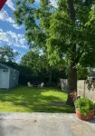 Charming Riverhead home with large outdoor patio & backyard  firepit -  Privatzimmer