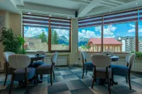 Ski Hotel - breakfast