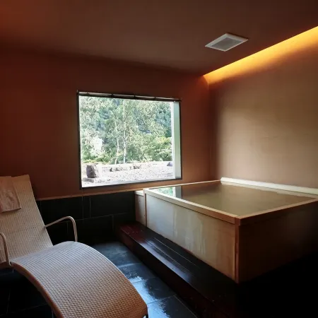 Spa and Esthetique Suichokan-Female&Adult Only