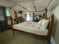 Zuri Sana Beach Hotel - 3-Star