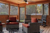Luxe Bourbon Trail Cabin– Hot Tub/Pickleball/Fire Pit/Pool/Game Room - 4-Star