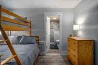 Fully Renovated 2 Bedroom Condo at The Woods Resort & Spa in Killington, Vermont - Fitnessstudio