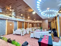 Grand Senyum Hotel Hotels near Jetis