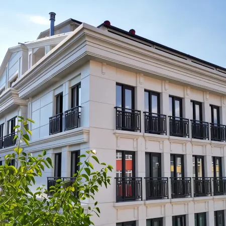 Sky Hill Hotel