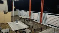 朗卡約巴薩旅館 - 民宿