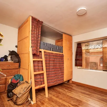 Kamanti Hostel