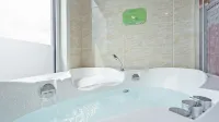 Namhae Healing Time Pension - Hot Tub