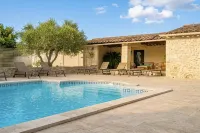 Charming furnished apartment in Mas, UzËs, pool, 656 yards away from town centre - Pool