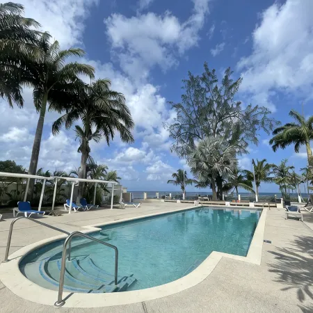 Beautiful 1 Bed Apartment on West Coast - Close to Beach