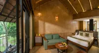 Klov Resort & Spa - Airport Shuttle