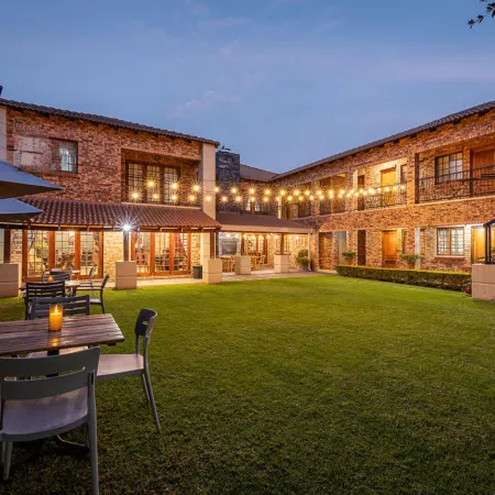 Alveston Manor Hotel