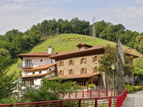 Hotel Venta de Etxalar - 3-Star