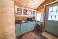 Cozy cabin in charming Londonderry - Chalets