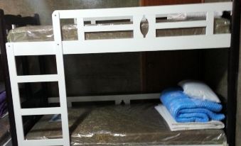 Mnb Guesthouse