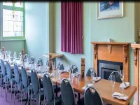 Holgate Brewhouse Hotels in Lancefield