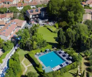 Hotel les Bories & Spa Hotels in Joucas