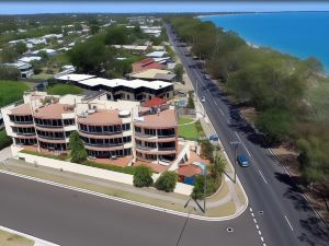 Alexander Beachfront Apartments