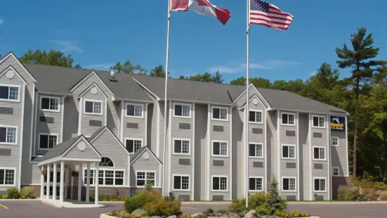 Parry Sound Inn & Suites