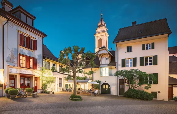 巴塞爾託餐廳酒店