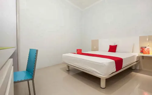 RedDoorz Syariah @ Kartohardjo Madiun Hotels in Kartoharjo