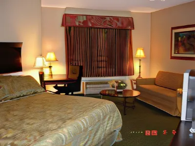 Super 8 by Wyndham Albany Hotels in Colonie