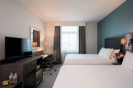 Leonardo Hotel Brighton Отели рядом с достопримечательностью «University of Brighton Art Gallery»