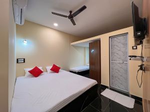 Hotel Golden Suites Vashi Navi Mumbai