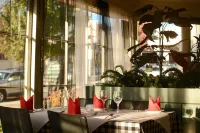 Townhouse Motel Cowra Hotels in Cowra
