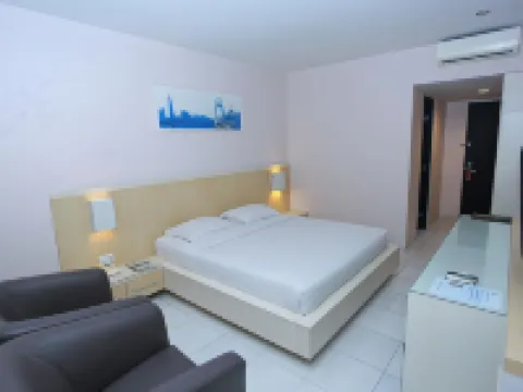 Royal Hotel n' Lounge Hotels in Jember