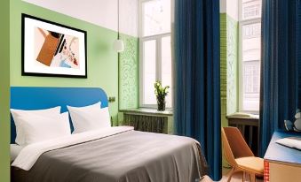 P17 Hotel