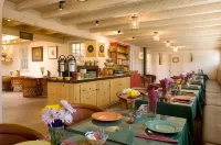 Las Palomas Hotels in Santa Fe